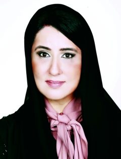 الكاتبة شهناز عبدالرزاق